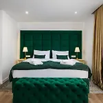 Boutique Golden Key - - 4* 포레치