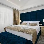 Boutique Golden Key - - 호텔 포레치