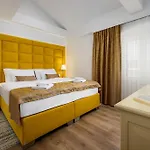 Boutique Golden Key - - 호텔 포레치