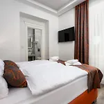 Boutique Golden Key - - 4*