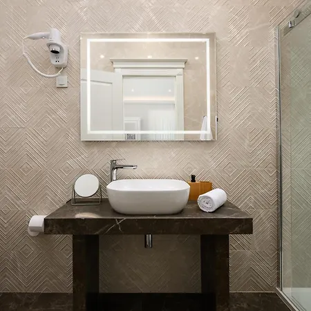 Boutique Golden Key - - Hotel 4*