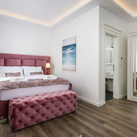 Boutique Golden Key - - Hotel Poreč