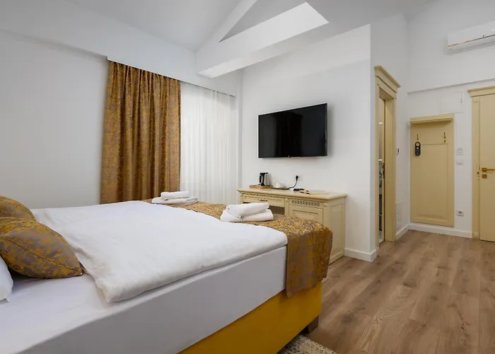 Szálloda Boutique Golden Key - -
