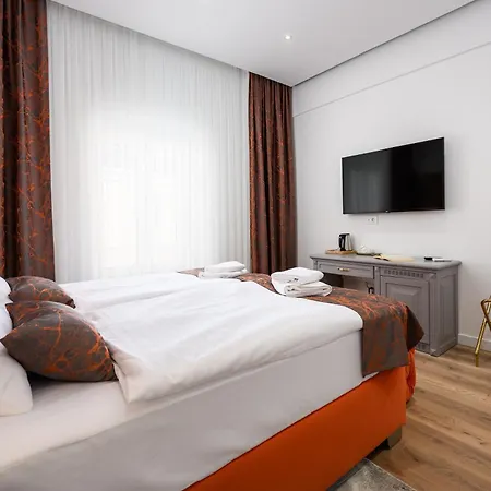 Boutique Golden Key - - 4*