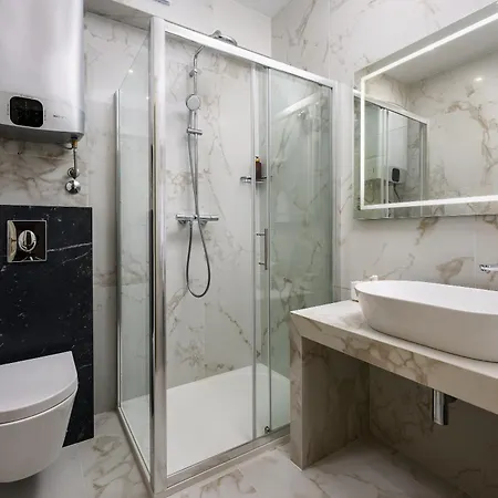 Готель Boutique Golden Key - -