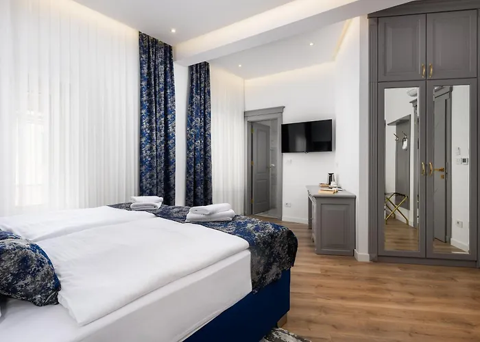 Boutique Golden Key - - 4*