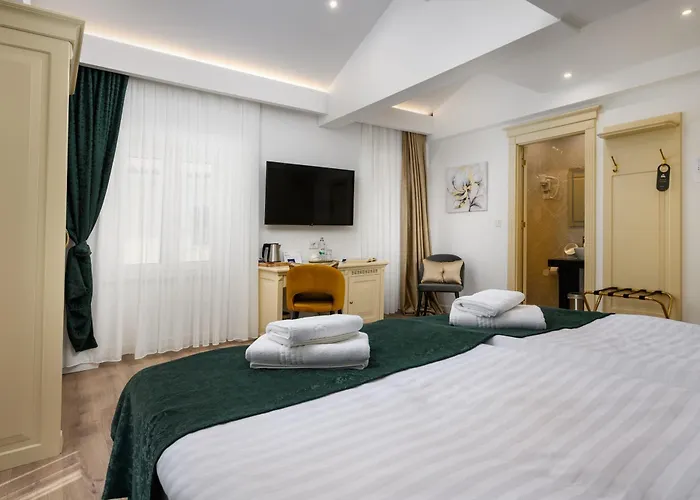 Boutique Golden Key - - Отель