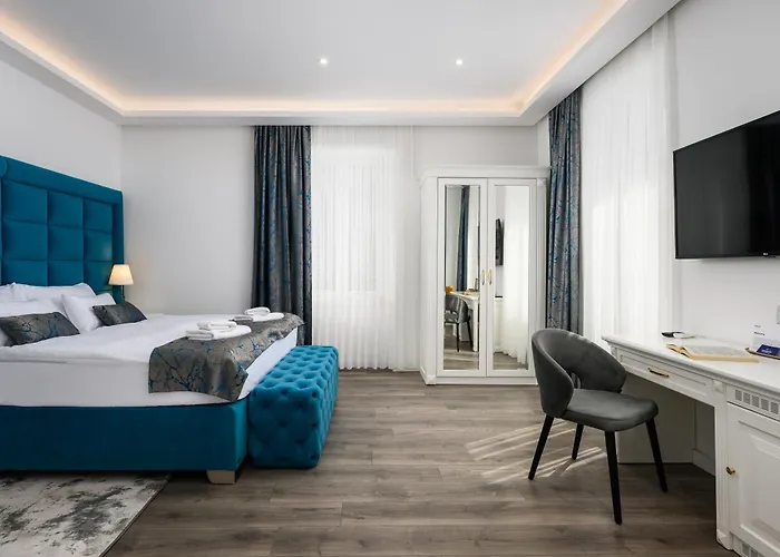 Boutique Golden Key - - Отель 4*