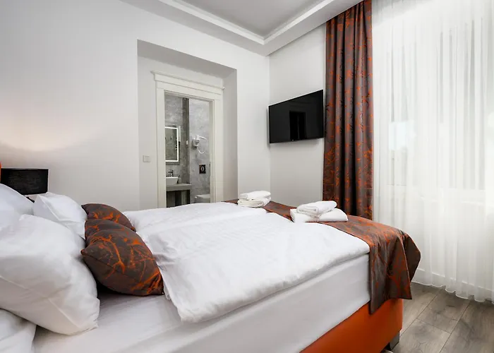 Boutique Golden Key - - 4*