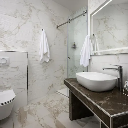 Boutique Golden Key - -