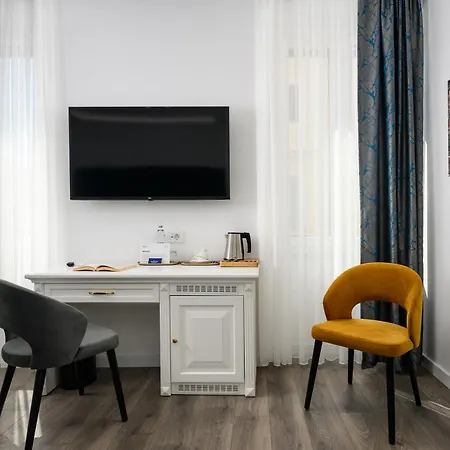 Boutique Golden Key - - Hotell 4*