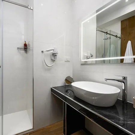 Boutique Golden Key - -