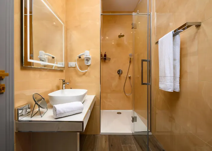 Boutique Golden Key - -