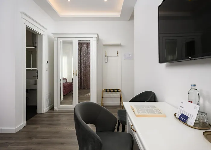 Hotel Boutique Golden Key - - Poreč